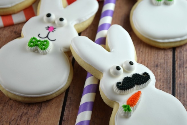 Easter Bunny Cookies | Shake Bake and Party